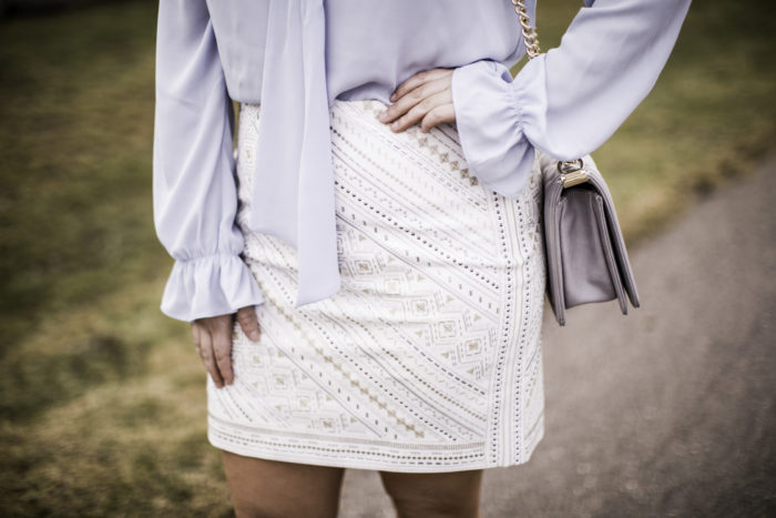 white house black market skirt, mini skirt , embellished mini skirt, pastel and white outfit combination