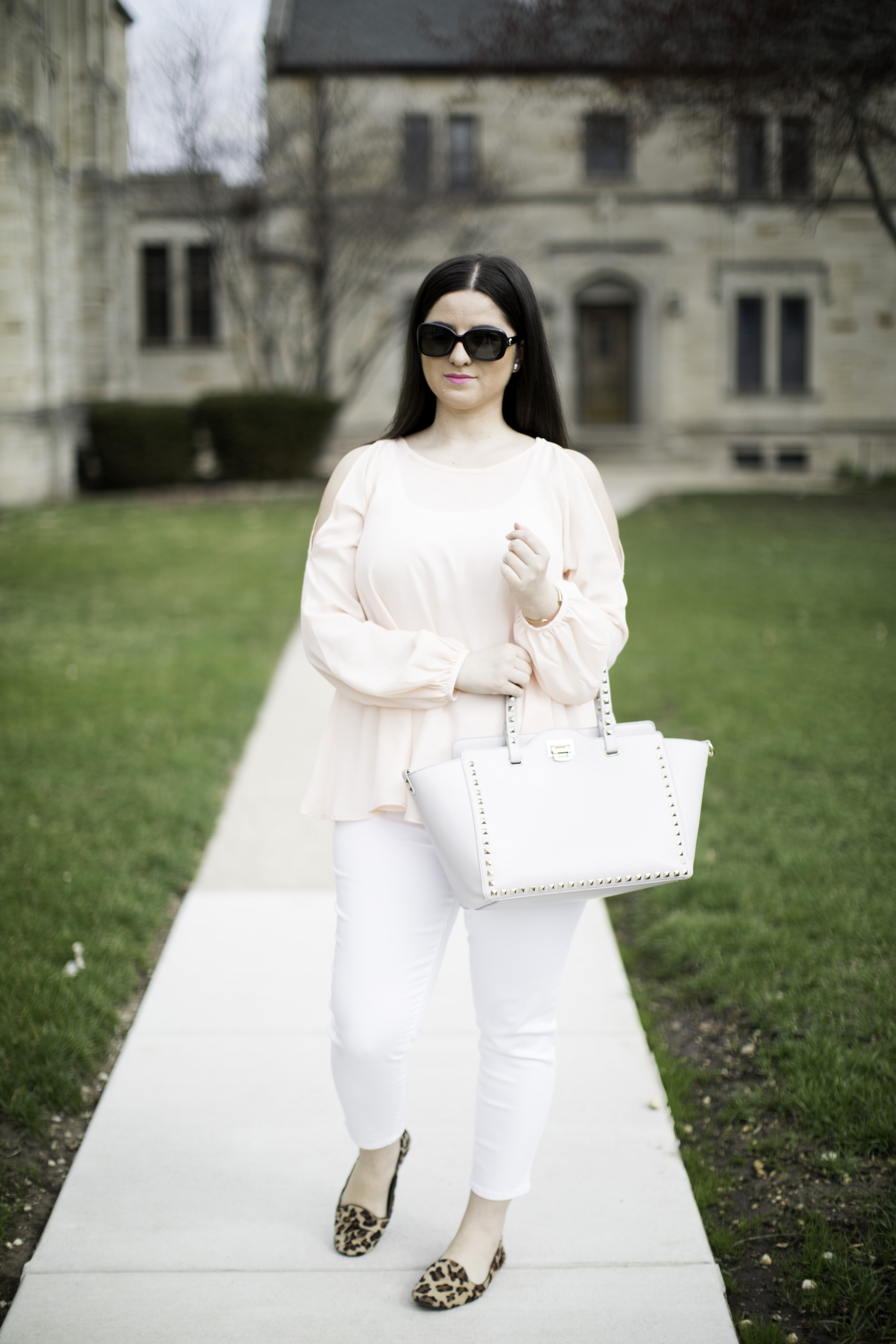 blush blouse with white jeans, amazon womens fashion, bailylamb